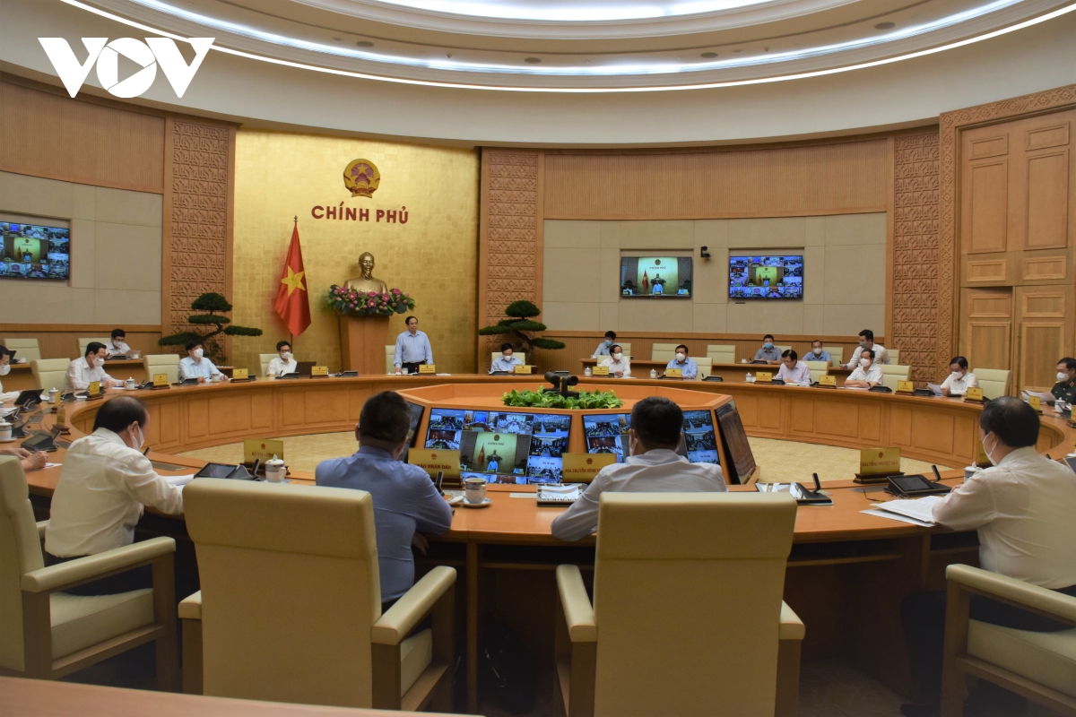 Thủ tướng chủ trì hội nghị trực tuyến với 27 địa phương phía Nam về công tác chống dịch